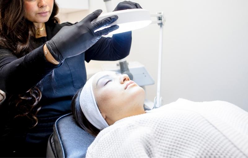 Intense Pulsated Light acne treatments Intense Pulsated Light acne treatments
